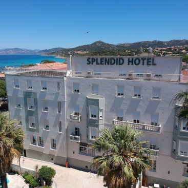 _89A76373A75E0685549230140D58D98E